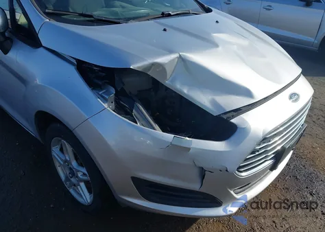 2019 Ford Fiesta Se z USA, uszkodzony, nr VIN 3FADP4BJXKM121117